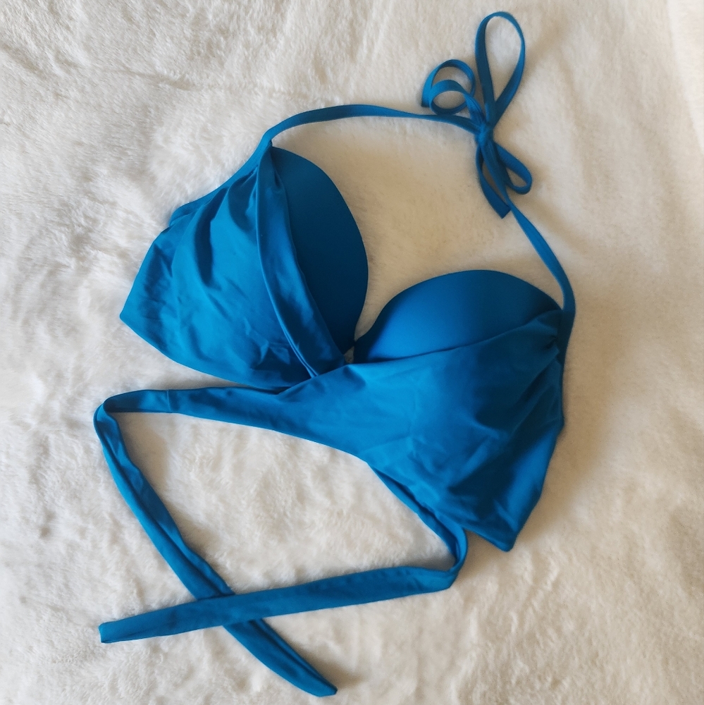 🆕️VS- Wrap Swim Top - Picture 2 of 16